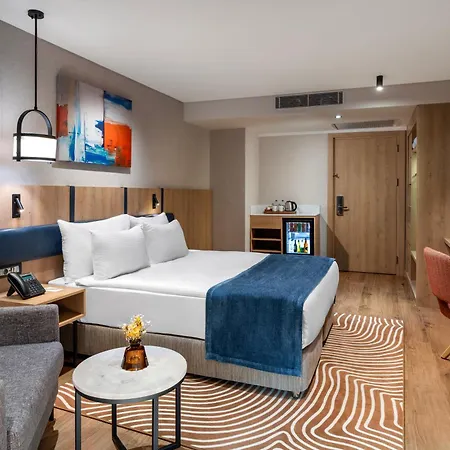 Elite World Hotel