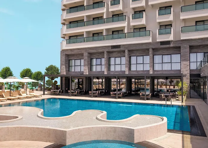 Hotell Elite World