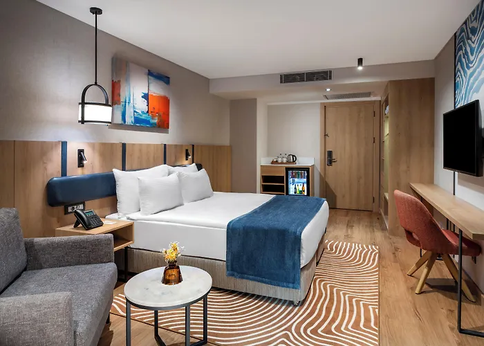 Elite World Hotell 5*