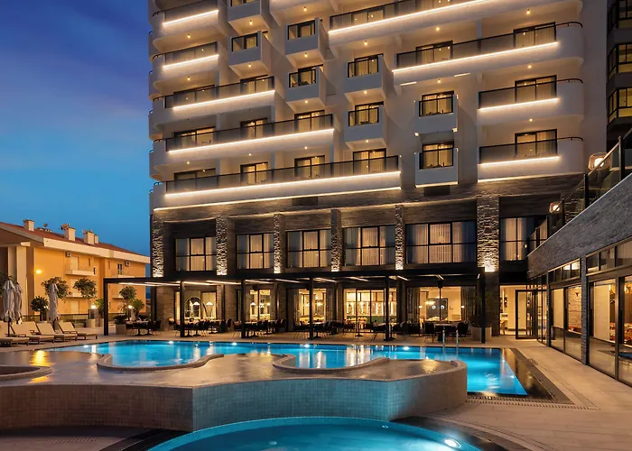 Elite World 5* クシャダス